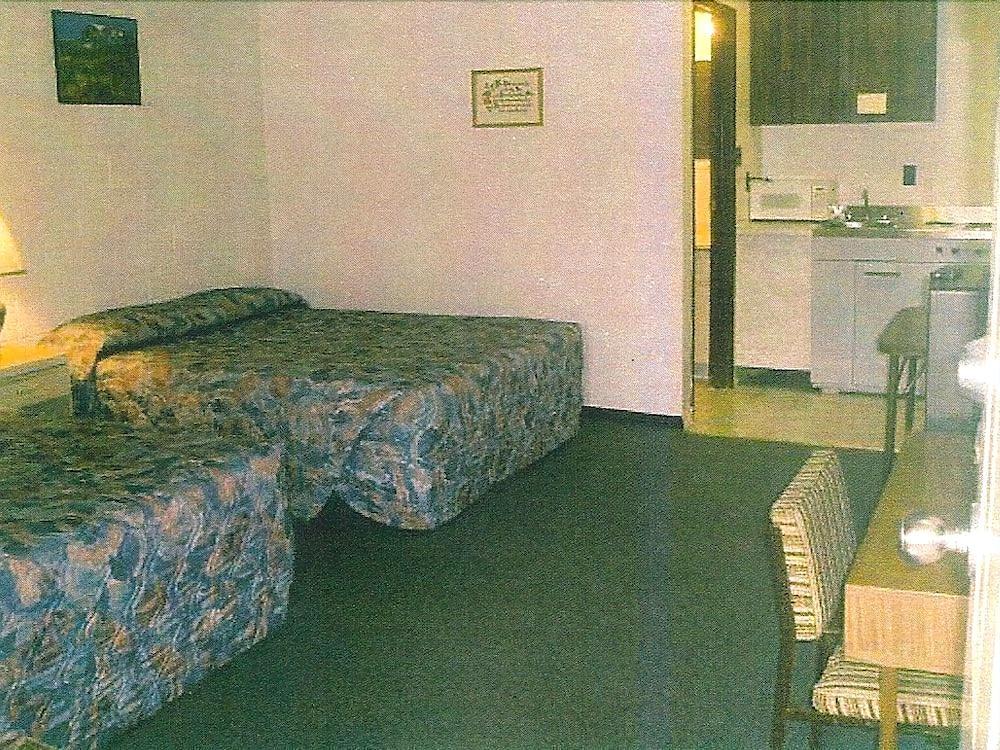 Road Runner Motel Merritt Eksteriør bilde